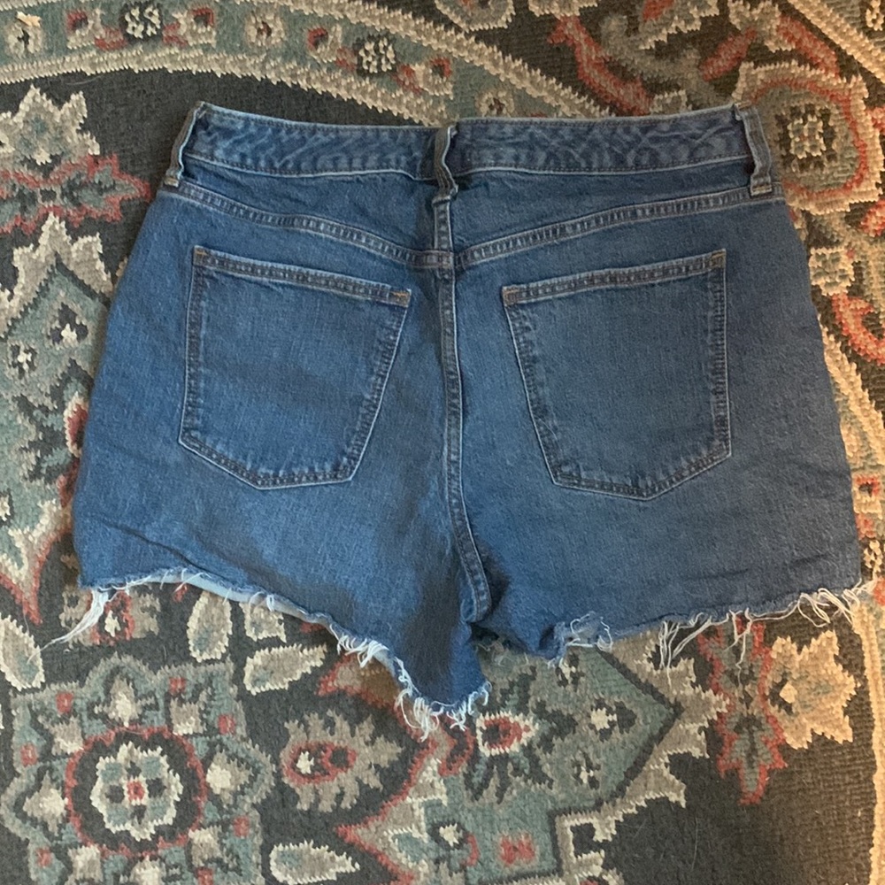 Universal Thread Shorts - Picture 5 of 5
